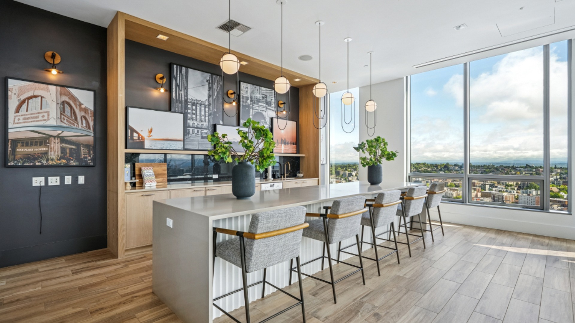 40th Floor Lounge