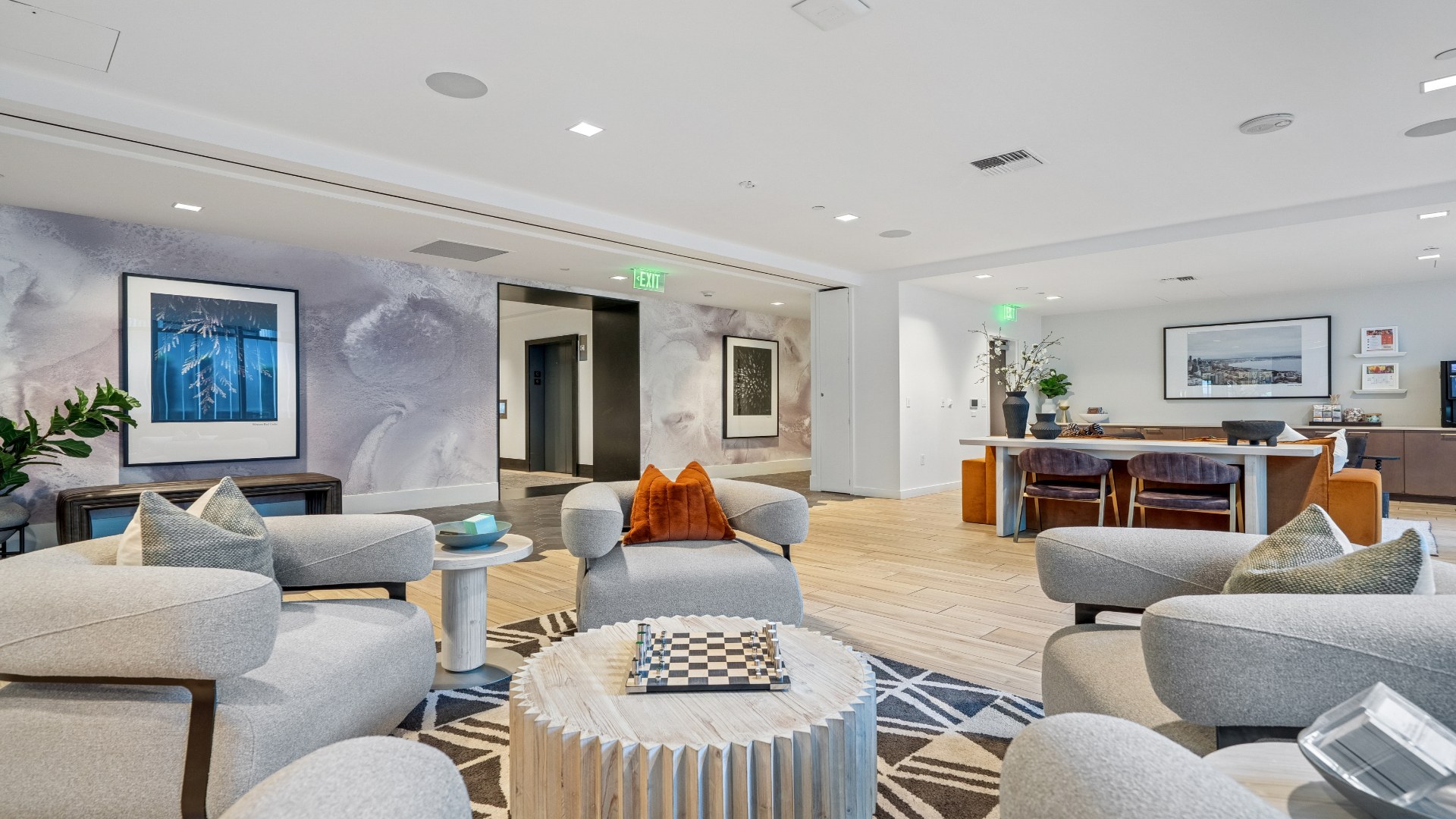 POP_Int_Amenity_LeasingLounge1_June2025